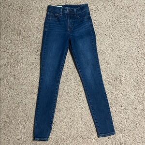 GAP High Rise Universal Jegging in Deep Blue